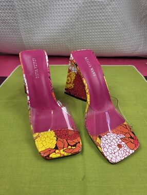 Azalea Wang Pink/Orange Floral Triangle Heels